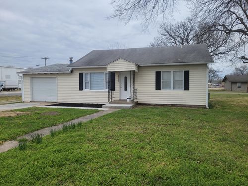 2130 E St Nw, Miami, OK, 74354-1826 | Card Image