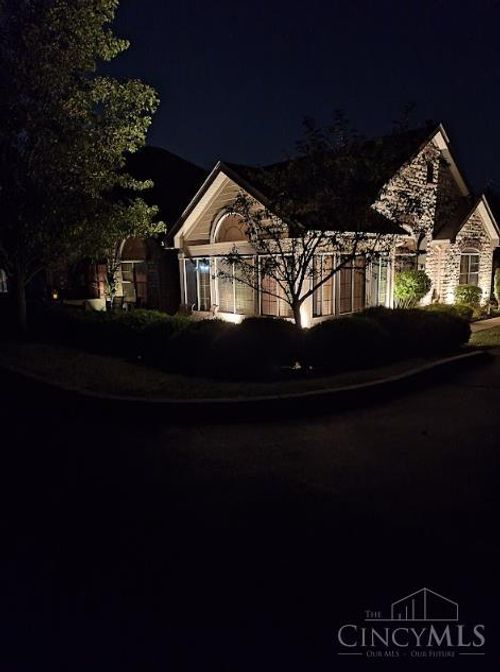 1434 Cotswold Ln, Hamilton, OH, 45013-5188 | Card Image