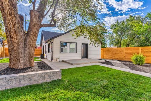2404 Wyoming Ave, Pueblo, CO, 81004-3965 | Card Image