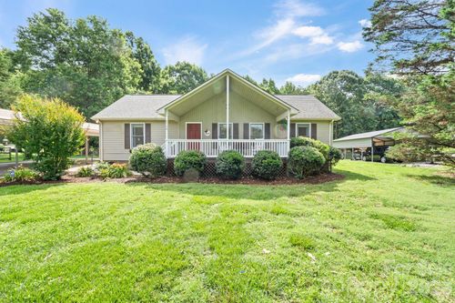 6168 King Wilkinson Rd, Denver, NC, 28037-6716 | Card Image