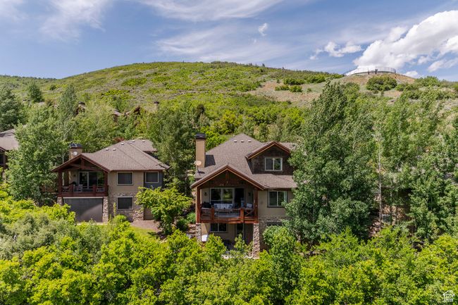 1085 Links Dr, House other with 6 bedrooms, 6 bathrooms and 2 parking in Midway UT | Image 47
