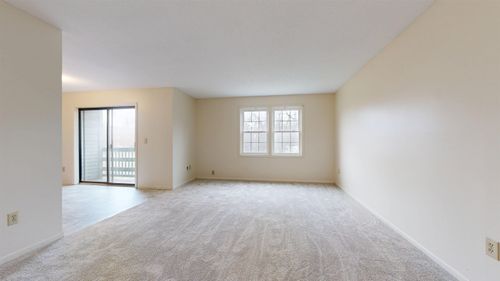 46 Twin Oaks Ter, South Burlington, VT, 05403-7125 | Card Image