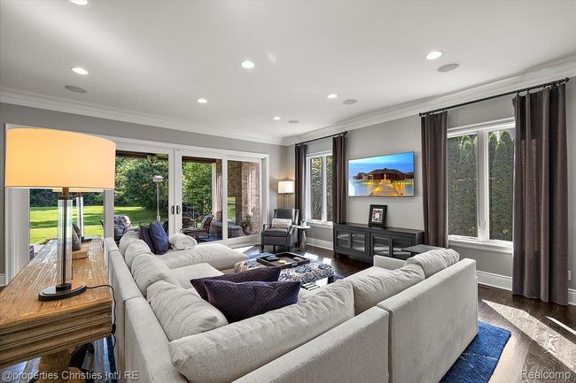 064-5385 Longmeadow Rd-64.jpg | Image 35