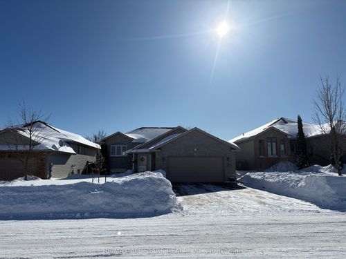 23 Fox Den Dr, Brighton, ON, K0K1H0 | Card Image