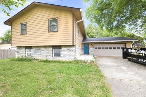 6 N Ridge Way Rd, Rose Hill, KS, 67133-9431 | Card Image