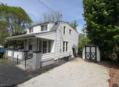 1805 Manchester Rd, Akron, OH, 44314-3201 | Card Image
