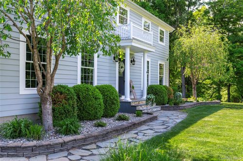 5 Baker Rd, Hopewell Junction, NY, 12533-5585 | Card Image