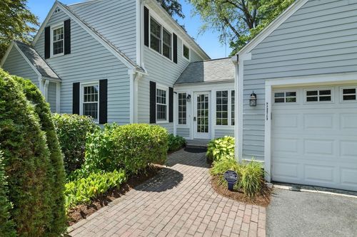 14 Porter Rd, East Longmeadow, MA, 01028-1382 | Card Image