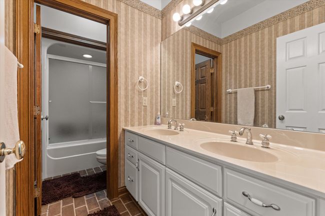 1695 Signal Point Dr, House other with 5 bedrooms, 4 bathrooms and null parking in Niles MI | Image 25