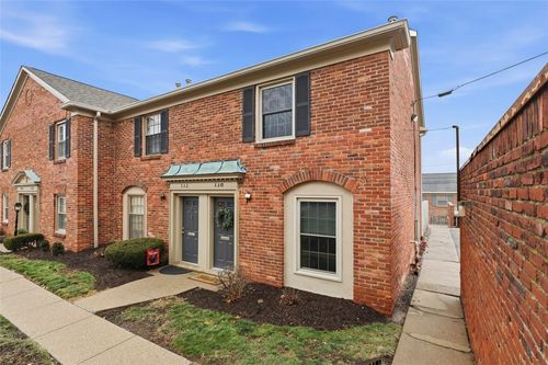 130 Jamestown Ct, Pittsburgh, PA, 15216-1020 | Card Image