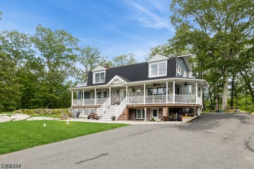 217 Green Rd, Sparta, NJ, 07871-3001 | Card Image