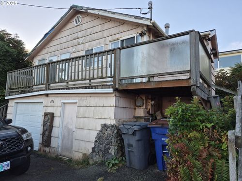 926 Sw 6th St, LincolnCity, OR, 97367 | Card Image