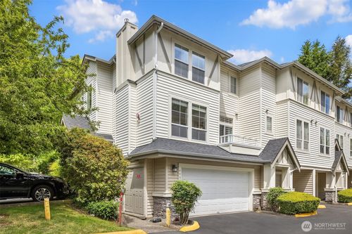 4-1-4460 249th Ter Se, Sammamish, WA, 98029-5811 | Card Image