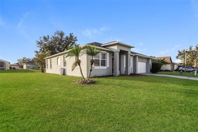 7402 Gingko Avenue, House other with 4 bedrooms, 2 bathrooms and null parking in Lakeland FL | Image 2