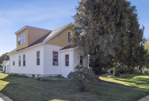 311 1st Ave Se, Dilworth, MN, 56529-1461 | Card Image