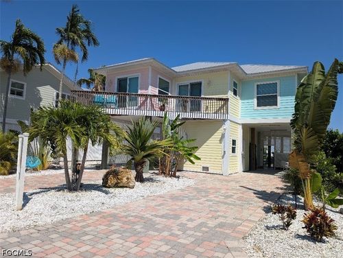 2579 3rd St, MATLACHA, FL, 33993-9761 | Card Image