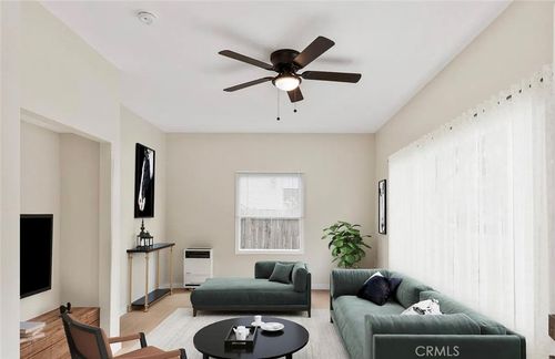 1-1220 E 1st Unit, Long Beach, CA, 90802 | Card Image