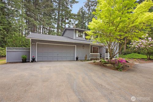 4320 Palomino Dr Ne, Bainbridge Island, WA, 98110-4012 | Card Image
