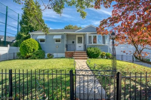 1-1079 Neck Ln, Elizabeth, NJ, 07201-1747 | Card Image