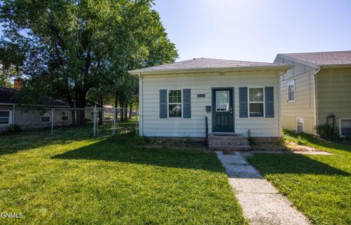 507 N 15th St, Bismarck, ND, 58501-4643 | Card Image