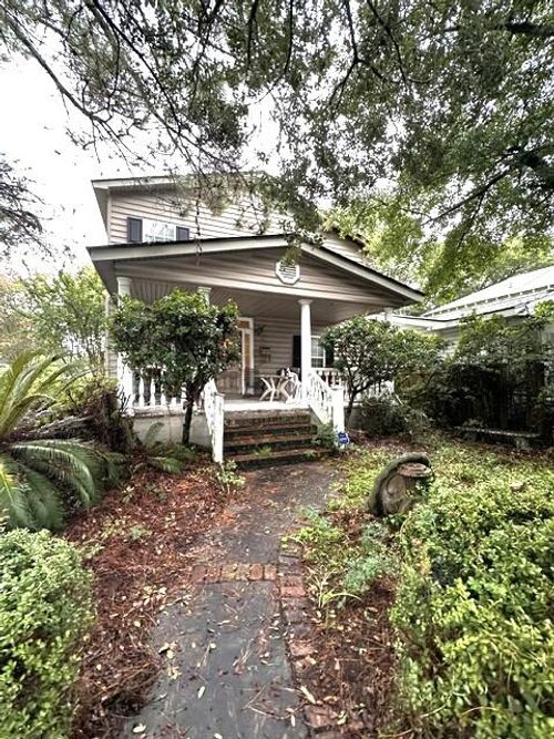 1150 King St, Charleston, SC, 29403-3428 | Card Image
