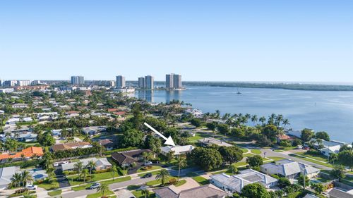 107 Cruiser Rd N, North Palm Beach, FL, 33408-4515 | Card Image
