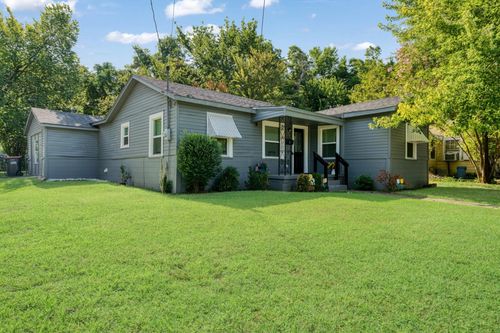 660 16th St Ne, Paris, TX, 75460-4590 | Card Image