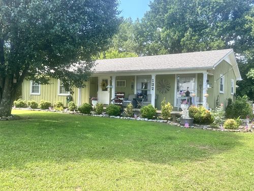 132 Jackson St, Lawrenceburg, TN, 38464-2246 | Card Image