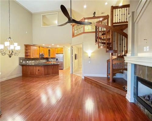 unit-312-10531 Mission Rd, Leawood, KS, 66206-2707 | Card Image