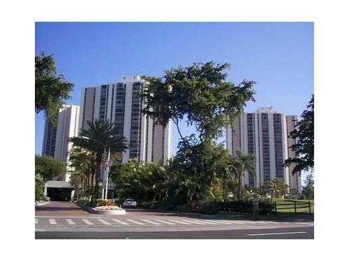 2025-20301 W Country Club Drive, Aventura, FL, 33180 | Card Image