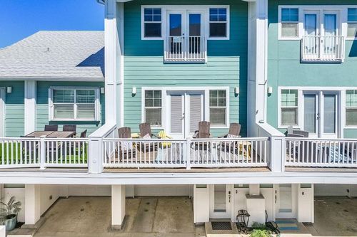 2-3021 S 11th St, Port Aransas, TX, 78373 | Card Image