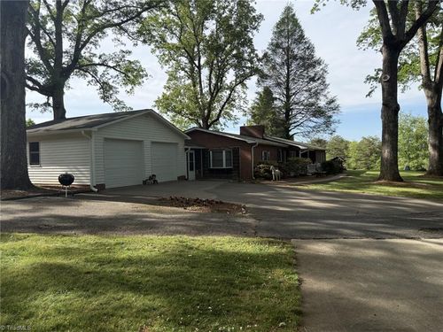 120 Five Oaks Drive, King, NC, 27021 | Card Image