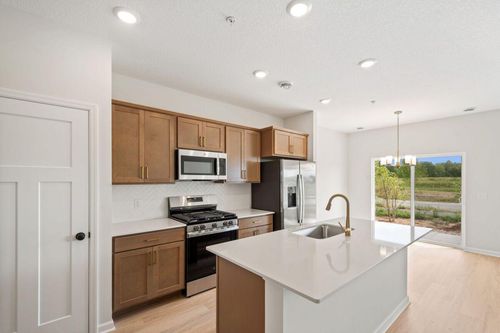 673 Tulare Terrace, Newport, MN, 55055 | Card Image