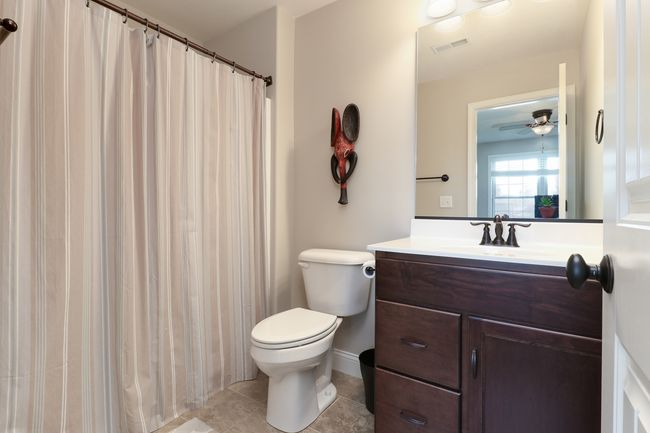 402 Raef Rd, House other with 4 bedrooms, 5 bathrooms and 3 parking in Downs IL | Image 30