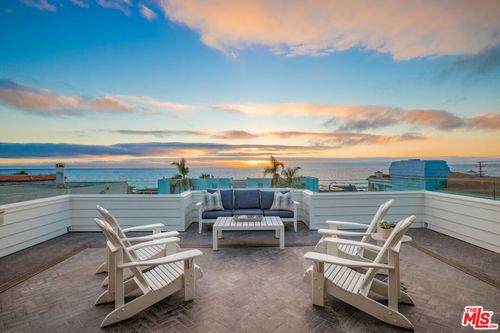 703 Bayview Dr, Manhattan Beach, CA, 90266 | Card Image