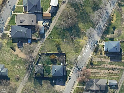 1126 Harvey St, South Bend, IN, 46616-1038 | Card Image