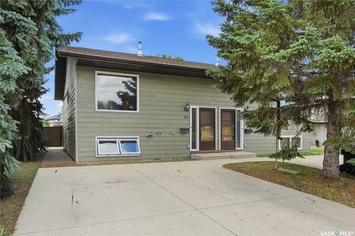 39 Blackley Pl, Saskatoon, SK, S7M5B1 | Card Image