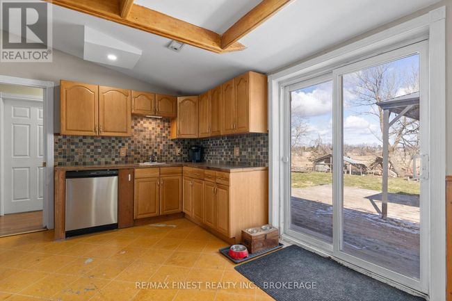 6955 County 2 Road, House other with 4 bedrooms, 2 bathrooms and 8 parking in Loyalist (Lennox and Addington - South) ON | Image 14