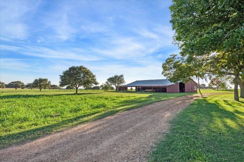 2817 Leonhardt, Round Top, TX, 78954 | Card Image