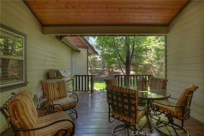 375 Meadow Cir N, House other with 4 bedrooms, 3 bathrooms and 2 parking in Big Bear Lake CA | Image 46