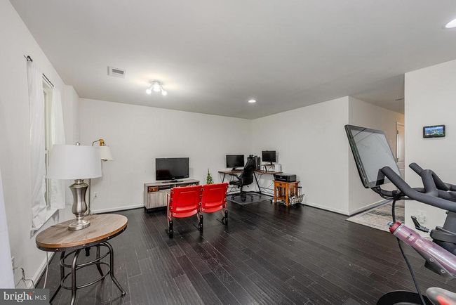 10793 Hinton Way, Townhouse with 3 bedrooms, 4 bathrooms and null parking in MANASSAS VA | Image 11