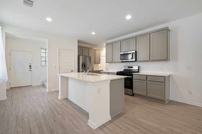 12009 Curlin Cv, House other with 4 bedrooms, 3 bathrooms and 6 parking in Buda TX | Image 7