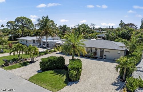 134 2nd St, BONITA SPRINGS, FL, 34134-7360 | Card Image