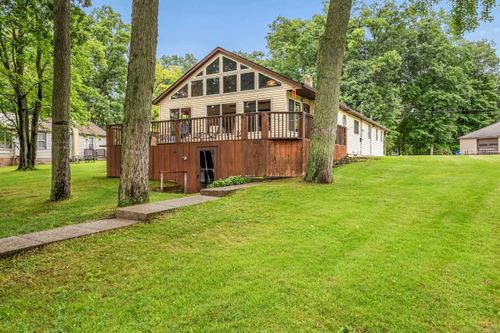 1932 W Parklane, White Cloud, MI, 49349-9092 | Card Image