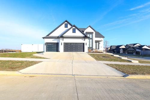 1112 Bell Grove Lane, Bloomington, IL, 61705 | Card Image