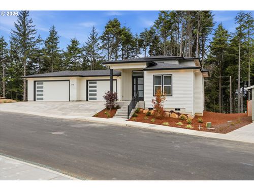 713 Nw 43rd St, Newport, OR, 97365 | Card Image