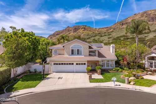 3049 Shadow Hill Cir, Thousand Oaks, CA, 91360-1060 | Card Image