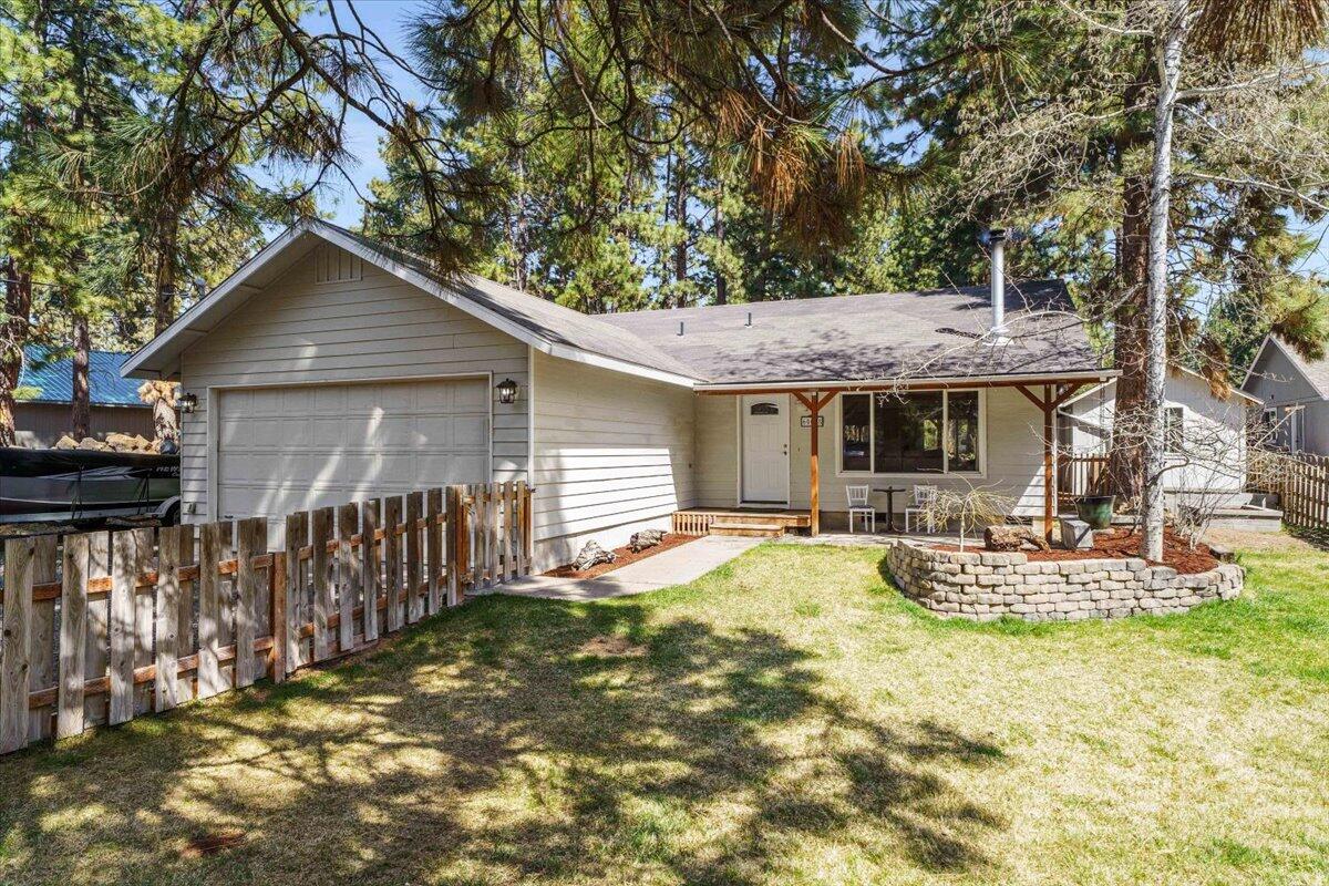 Turquoise Rd, Bend, OR 97702