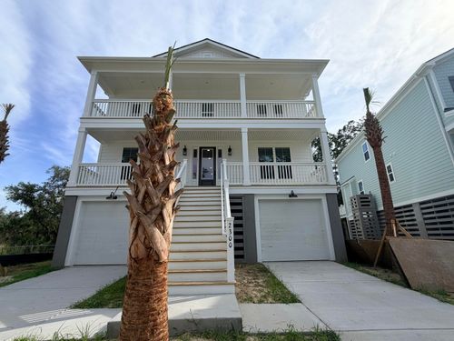 524-2300 Minifarm Way, Mount Pleasant, SC, 29466-9538 | Card Image
