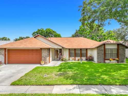 132 Oak Lake Rd, Melbourne, FL, 32901-8642 | Card Image